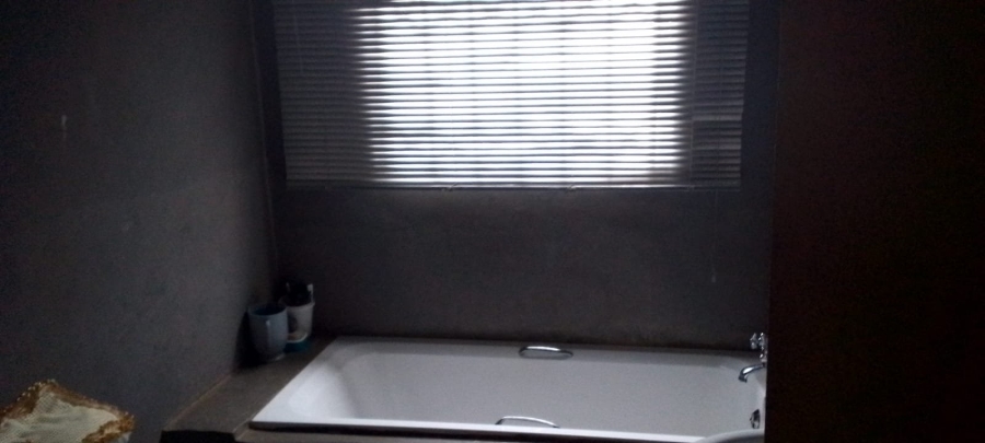 3 Bedroom Property for Sale in J B Mafora Free State